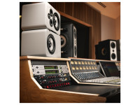 Universal Audio Apollo x16 Gen2 Essentials+ Universal Audio Apollo x16 Gen2 Essentials+